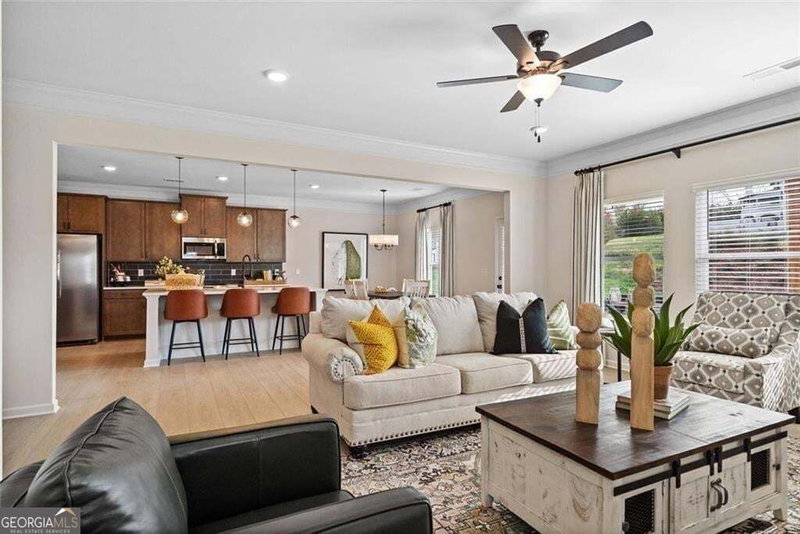 Photo 8 of 161 Hadley Way