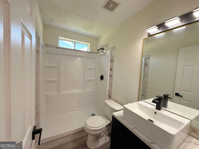 Photo 10 of 5867 Amerson Lane