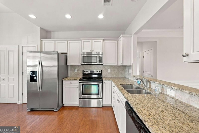 Photo 10 of 6235 Ivy Stone Way