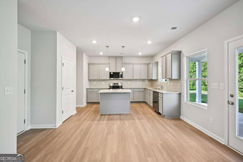 Photo 15 of 11167 Suria Drive