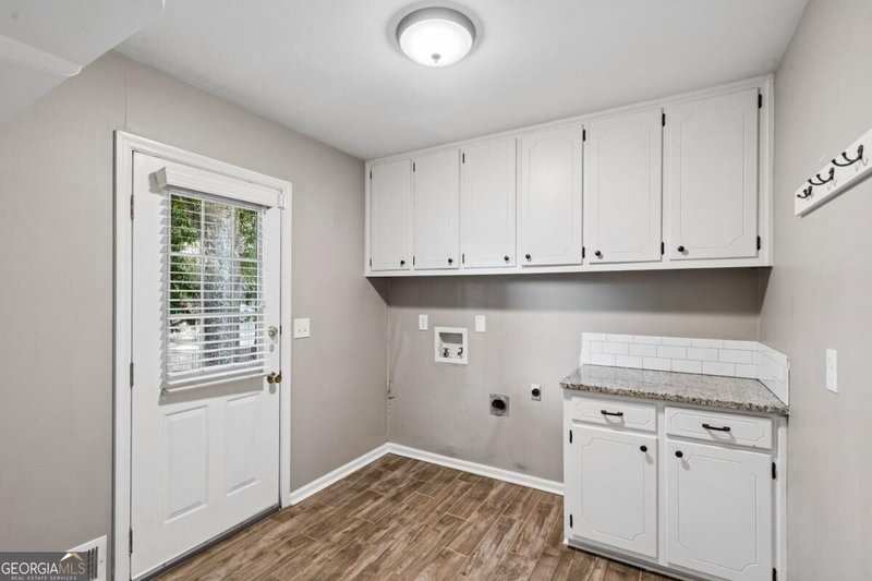 Photo 11 of 6855 Ramundo Drive