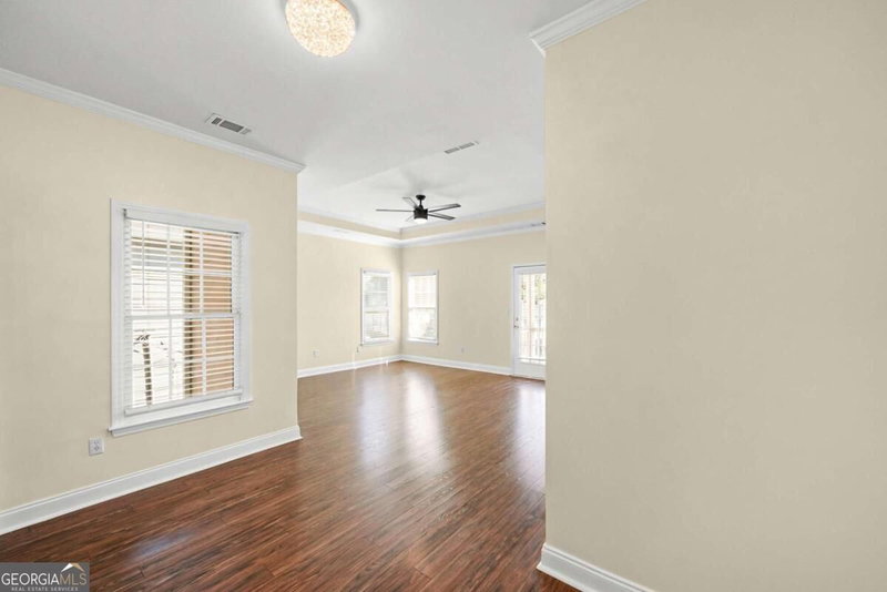 Photo 27 of 731 Formwalt Street SW