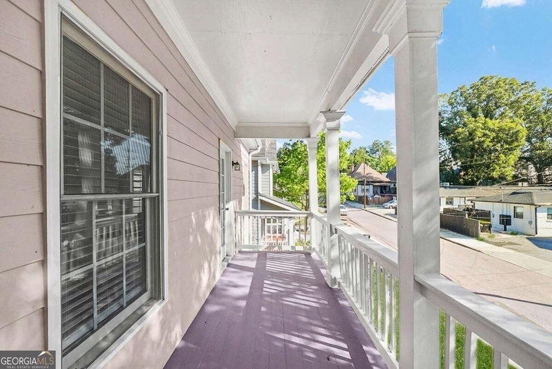 Photo 9 of 731 Formwalt Street SW