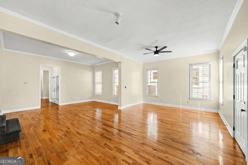 Photo 12 of 731 Formwalt Street SW