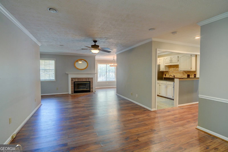 Photo 7 of 904 Peachtree Forest Terrace