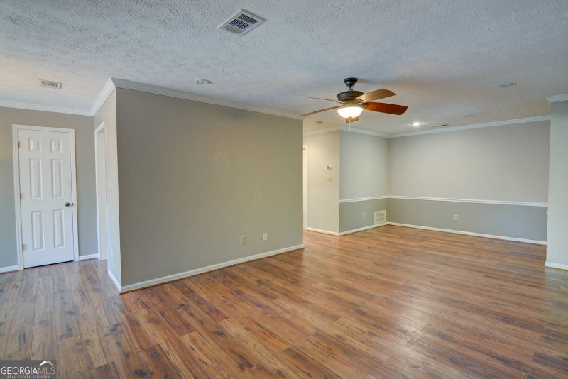 Photo 6 of 904 Peachtree Forest Terrace
