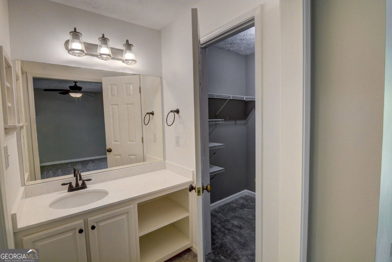Photo 18 of 904 Peachtree Forest Terrace