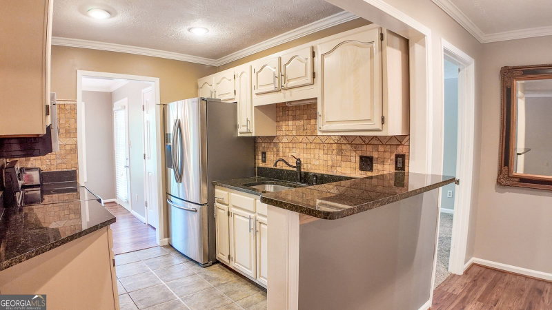 Photo 8 of 904 Peachtree Forest Terrace