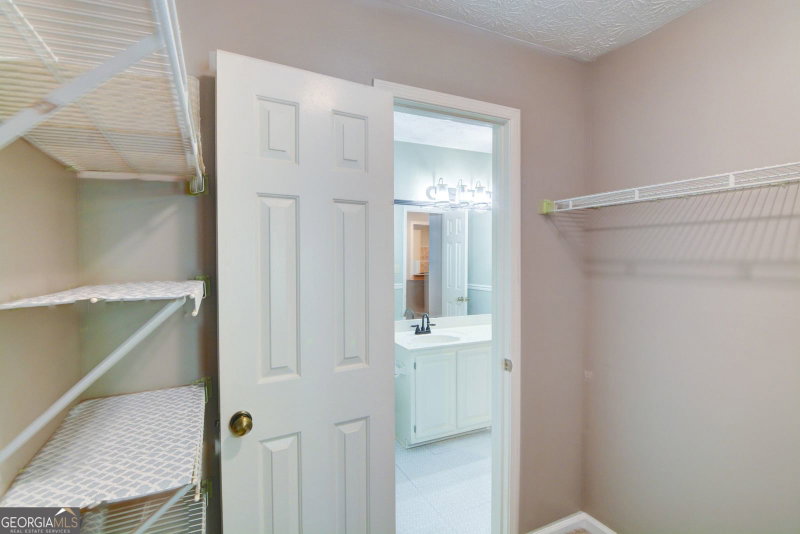 Photo 20 of 904 Peachtree Forest Terrace