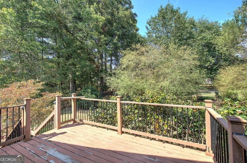 Photo 30 of 18 Gentry Drive SW