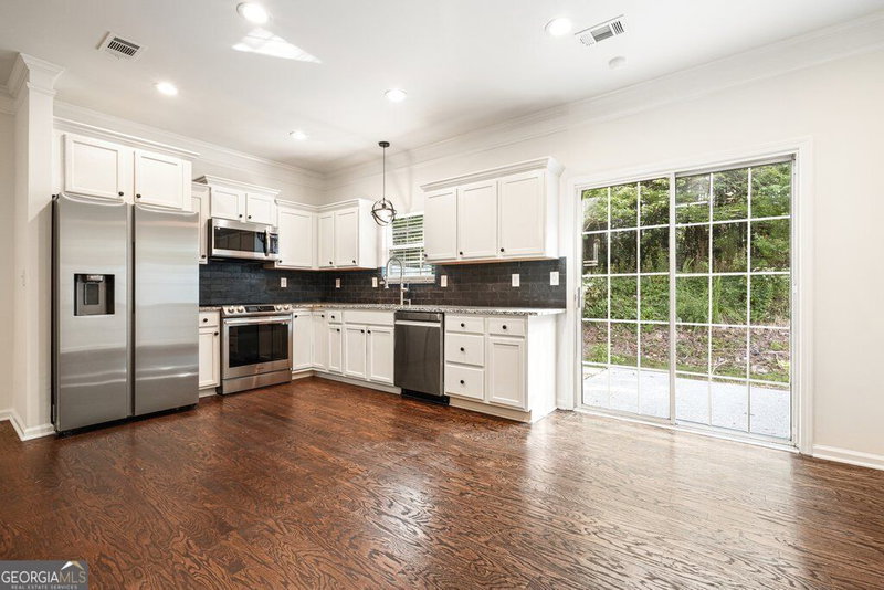 Photo 17 of 2401 Heritage Park Circle NW #14