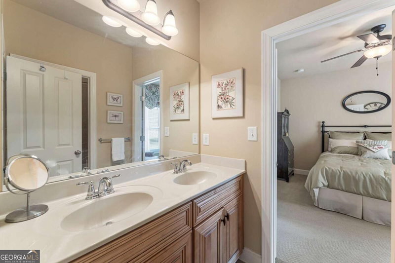 Photo 48 of 530 Willow Oak Way