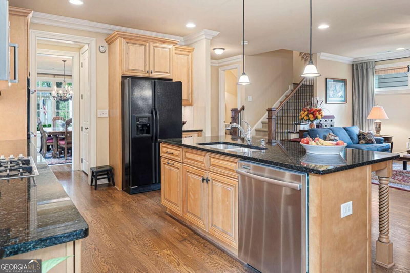 Photo 21 of 530 Willow Oak Way