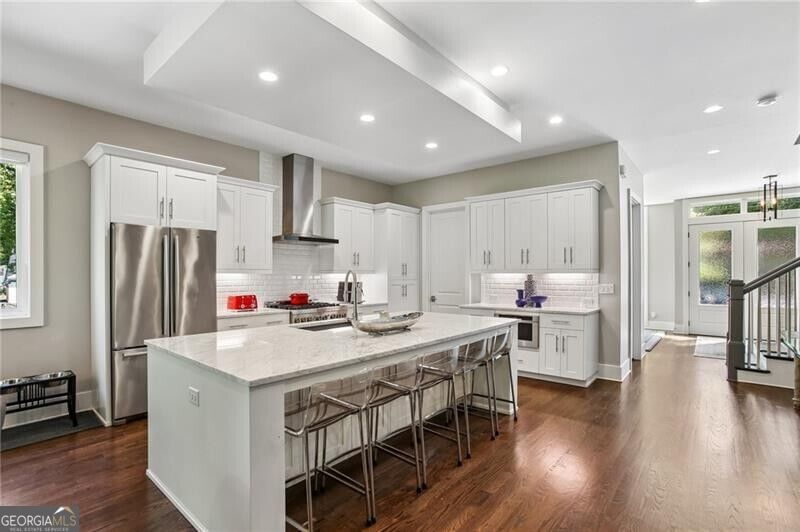 Photo 9 of 3000 Hermance Drive NE
