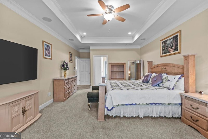Photo 31 of 1011 Lofter Place