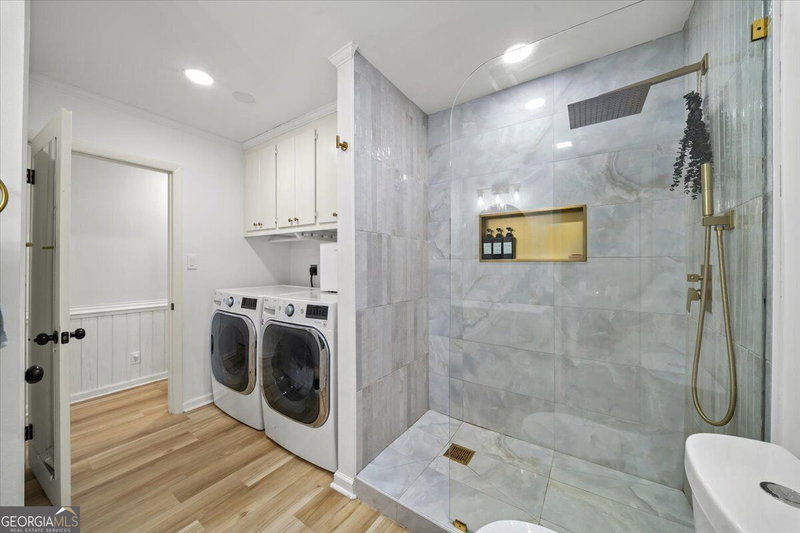Photo 9 of 881 Brighton Drive