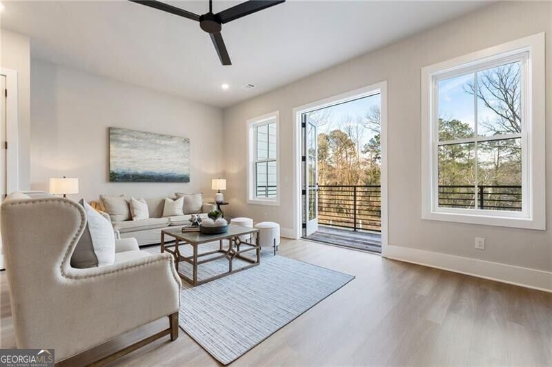 Photo 11 of 2202 Carlton Court