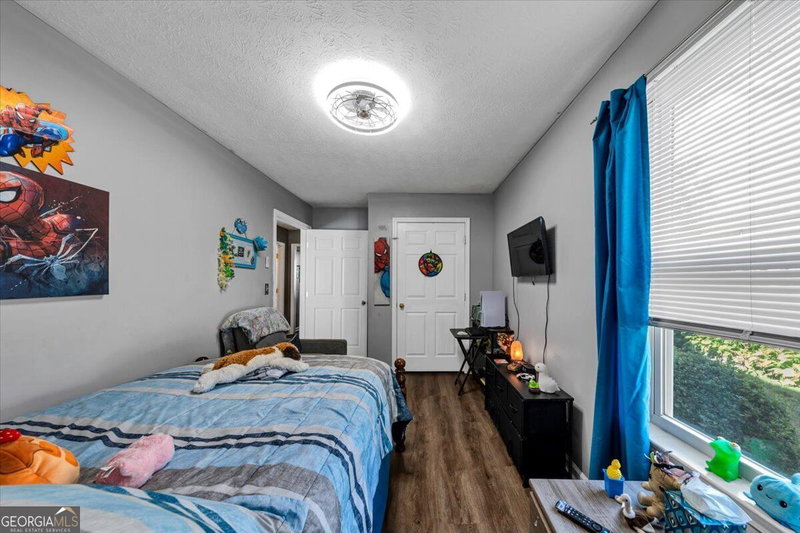 Photo 25 of 137 Gentle Breeze Court