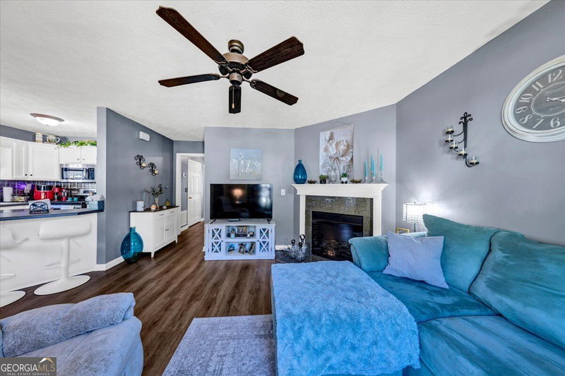 Photo 11 of 137 Gentle Breeze Court