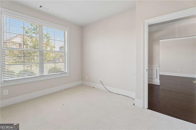 Photo 11 of 1810 Geranium Lane