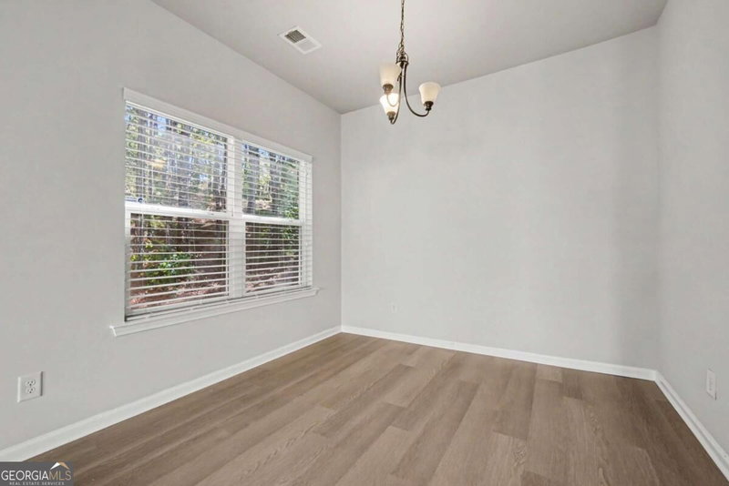 Photo 11 of 705 Barberry Drive
