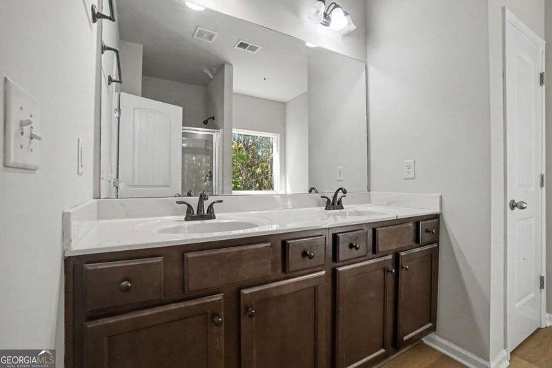 Photo 15 of 705 Barberry Drive
