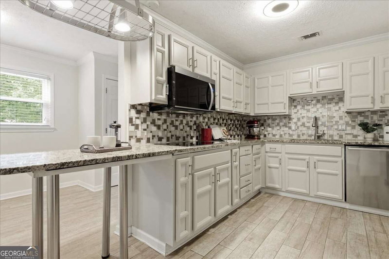 Photo 7 of 3772 Ardsley Court