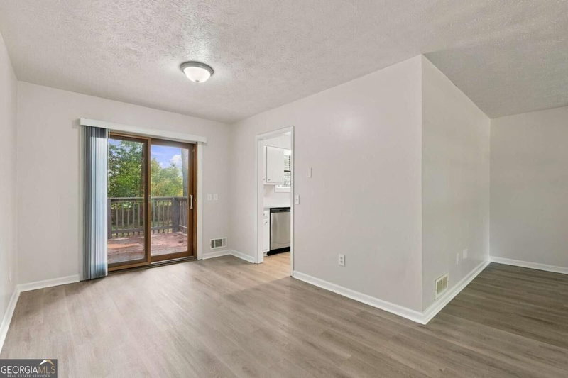 Photo 8 of 2624 Majestic Way