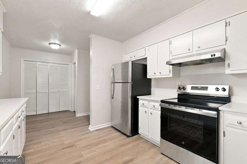 Photo 10 of 2624 Majestic Way