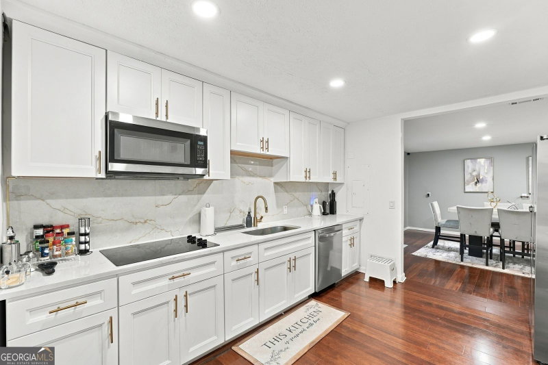 Photo 10 of 4166 Idlevale Drive
