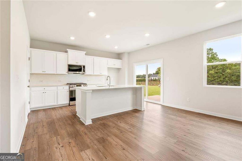 Photo 10 of 309 Earnshaw Avenue