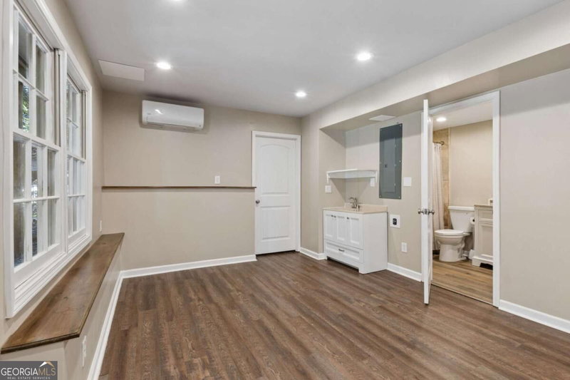 Photo 42 of 3807 Upland Drive