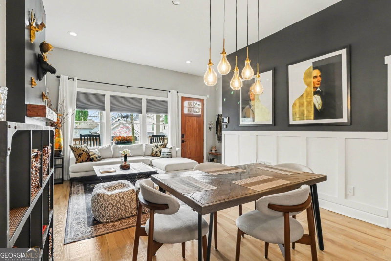 Photo 11 of 637 Ira Street SW
