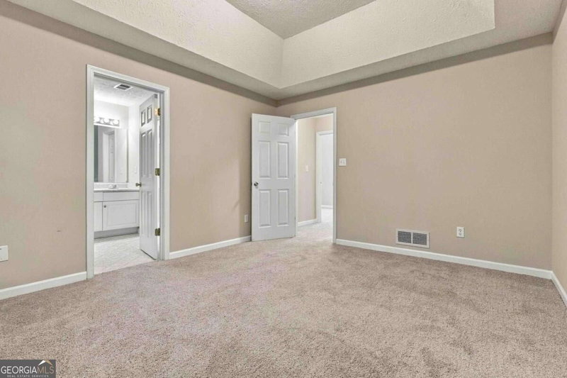 Photo 30 of 400 Camilla Circle SW