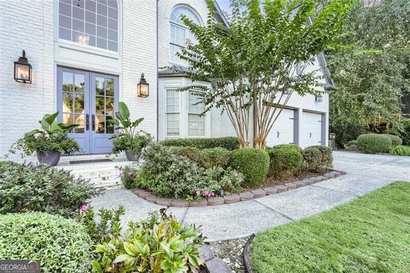 Photo 4 of 1901 Flat Creek Court NW