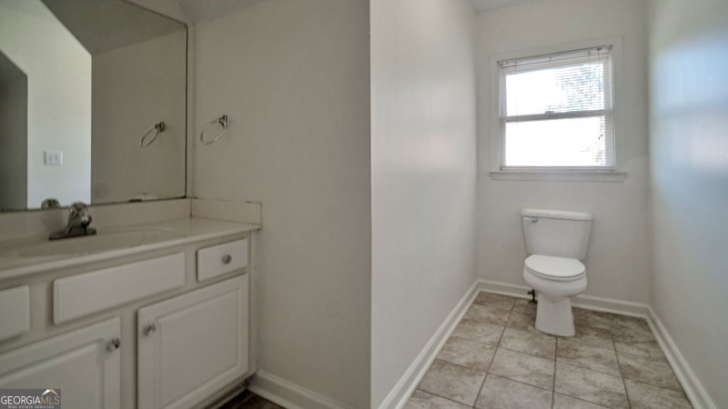Photo 16 of 2697 Mayfield Drive