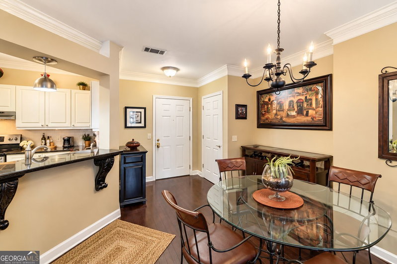 Photo 6 of 3334 Peachtree Road NE #313