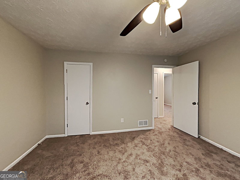Photo 15 of 322 Hardwood Lane