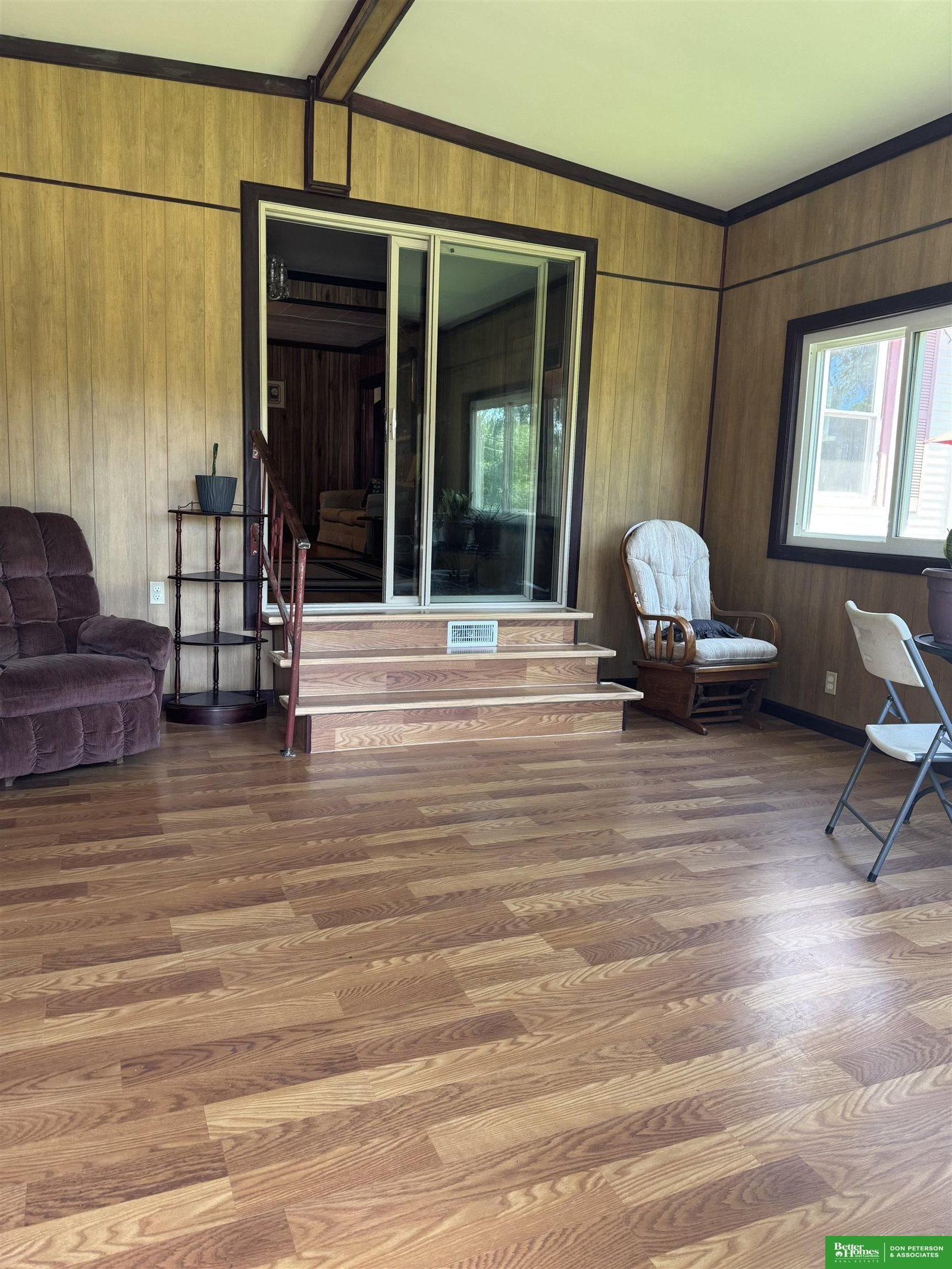 2122 County Road 27 , Prague, NE 68050 — bedrooms view