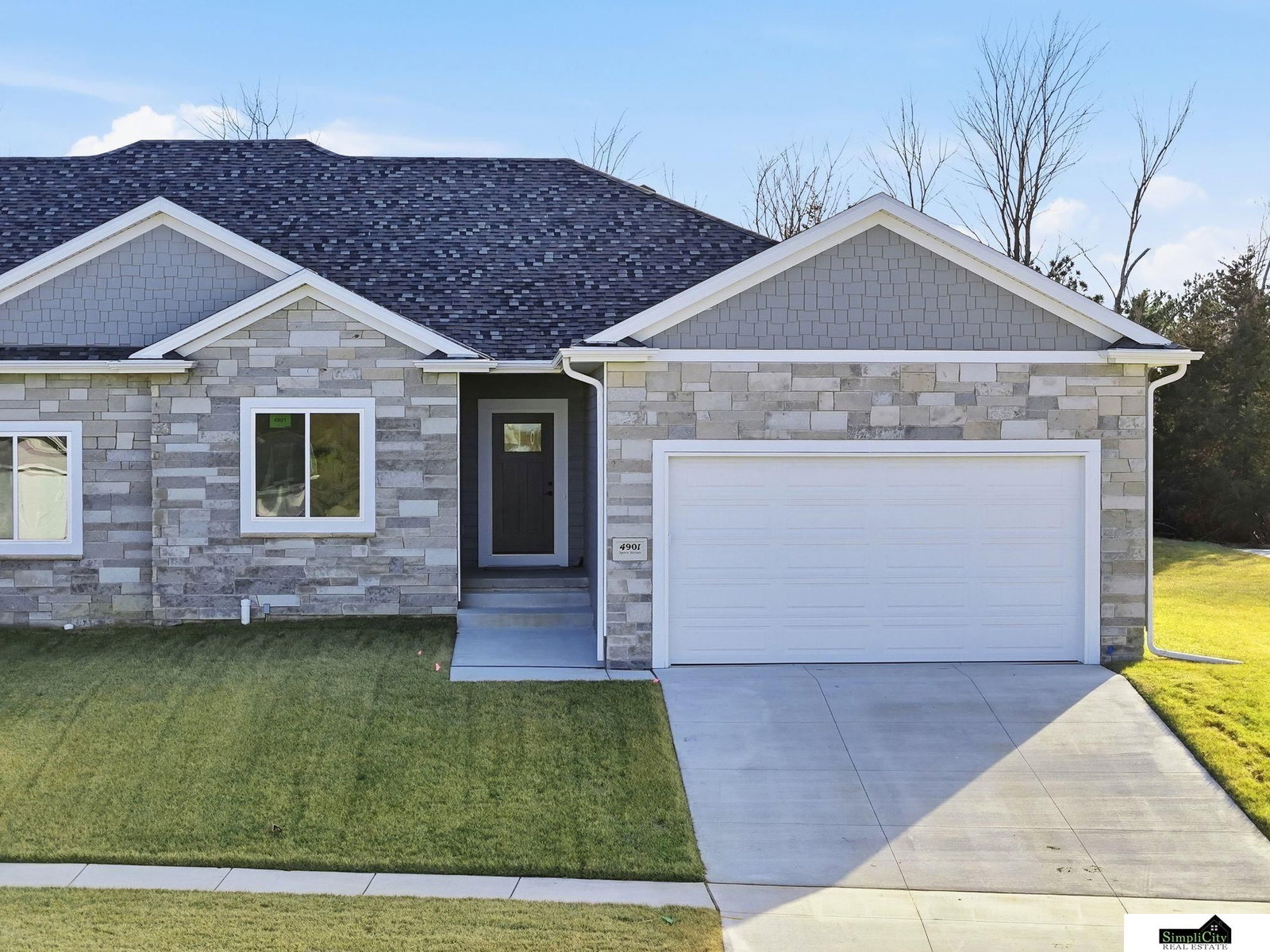 4901 Spire Street, Lincoln, NE 68516 — exterior front view