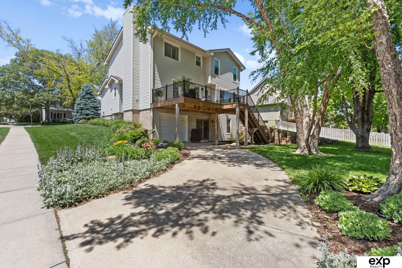 6311 S 157th Street, Omaha, NE 68135 — kitchen view