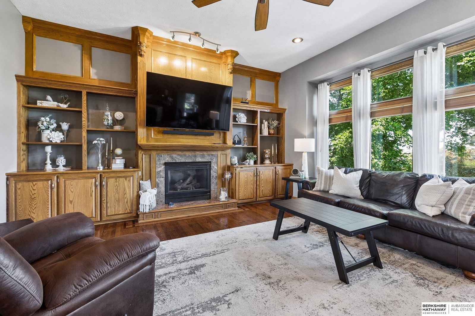 9701 S 176th Street, Omaha, NE 68136 — kitchen view