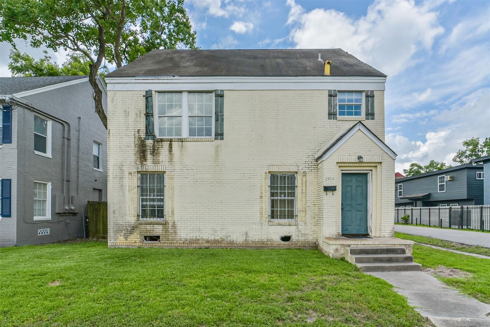 2904 Palm Street — photo 1