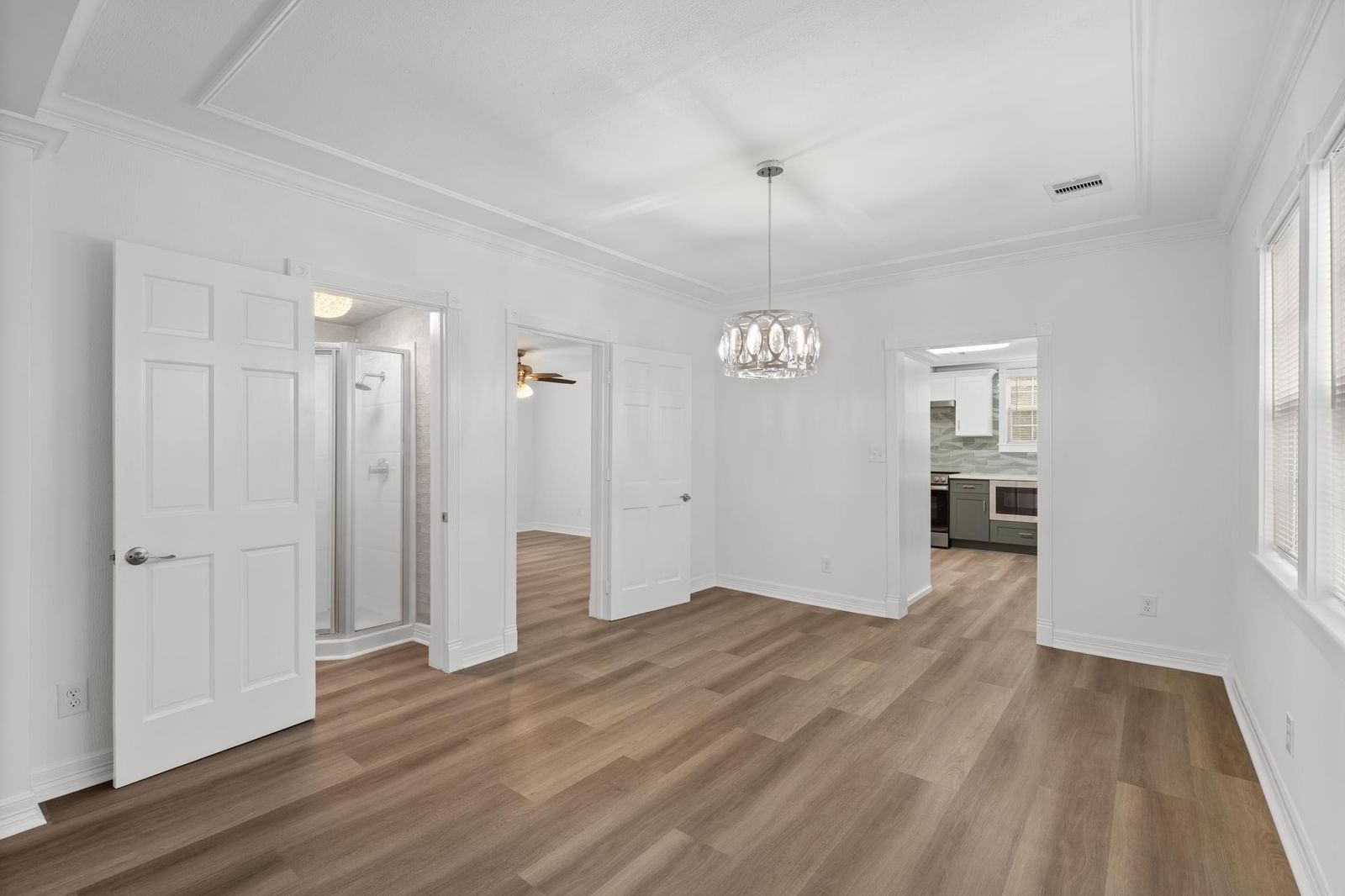 203 Archer Street — photo 9