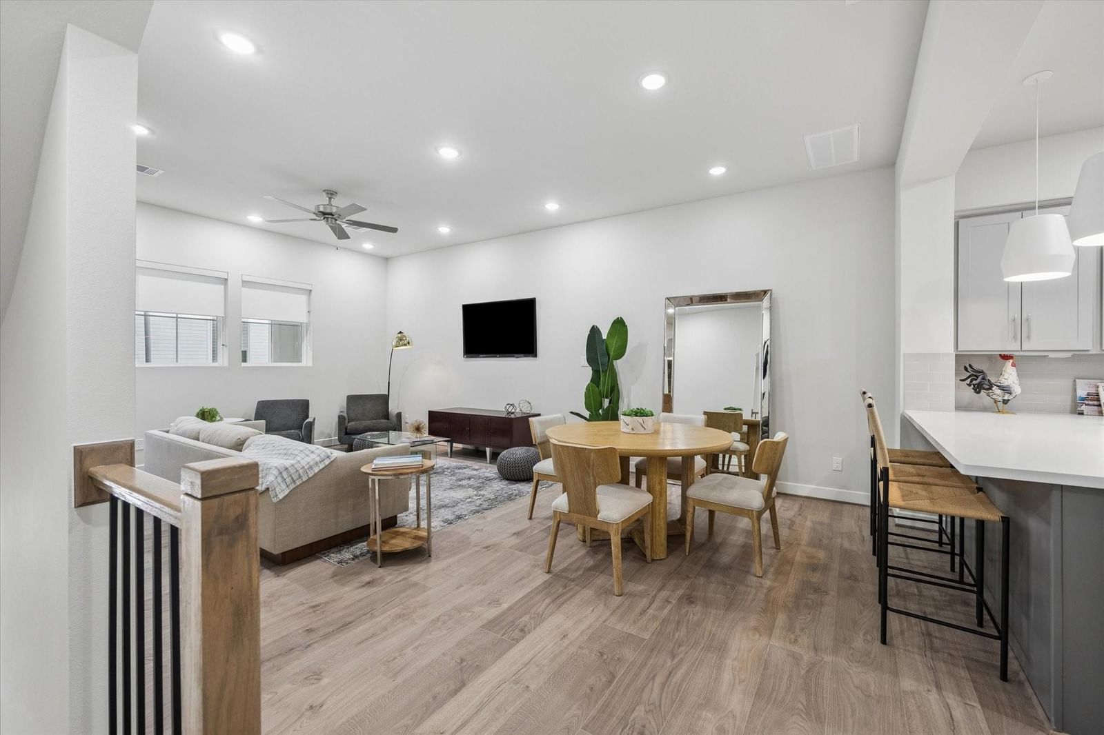 6338 Paddington Bend Drive — photo 1