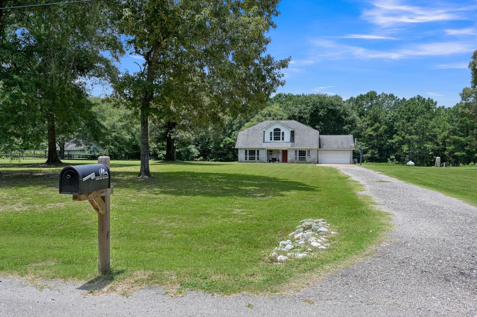 14909 Pine Tree Road — photo 2