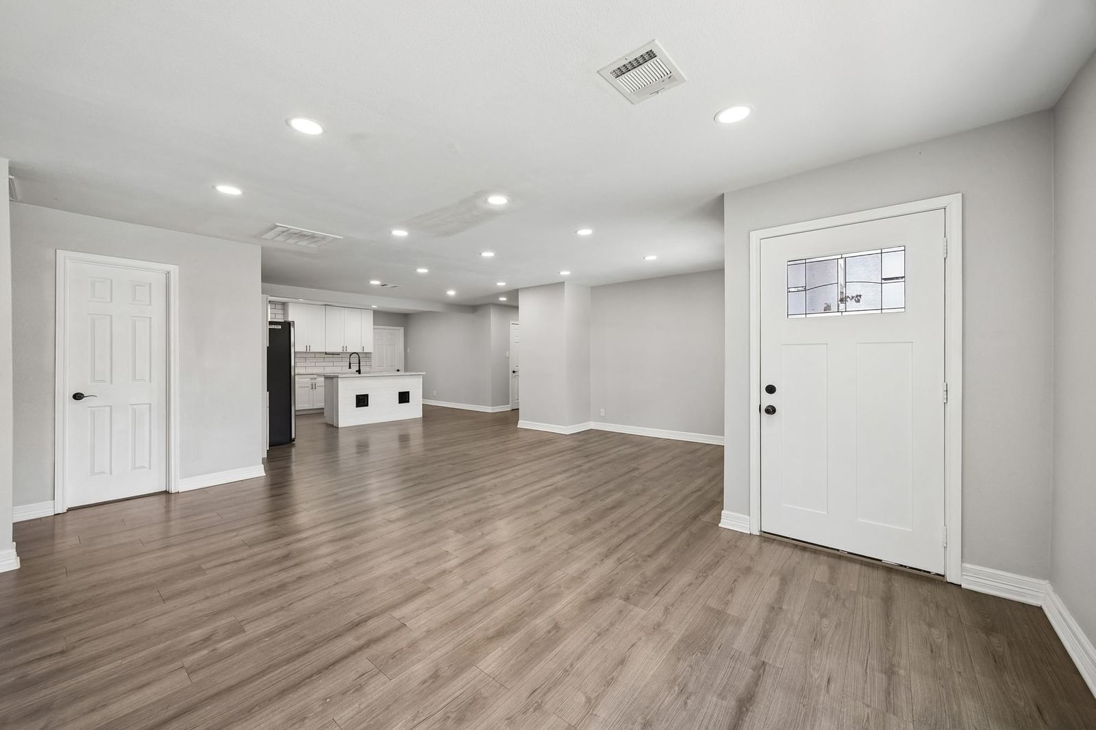 4311 Busiek Street — photo 2