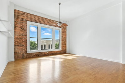915 Franklin Street #2I