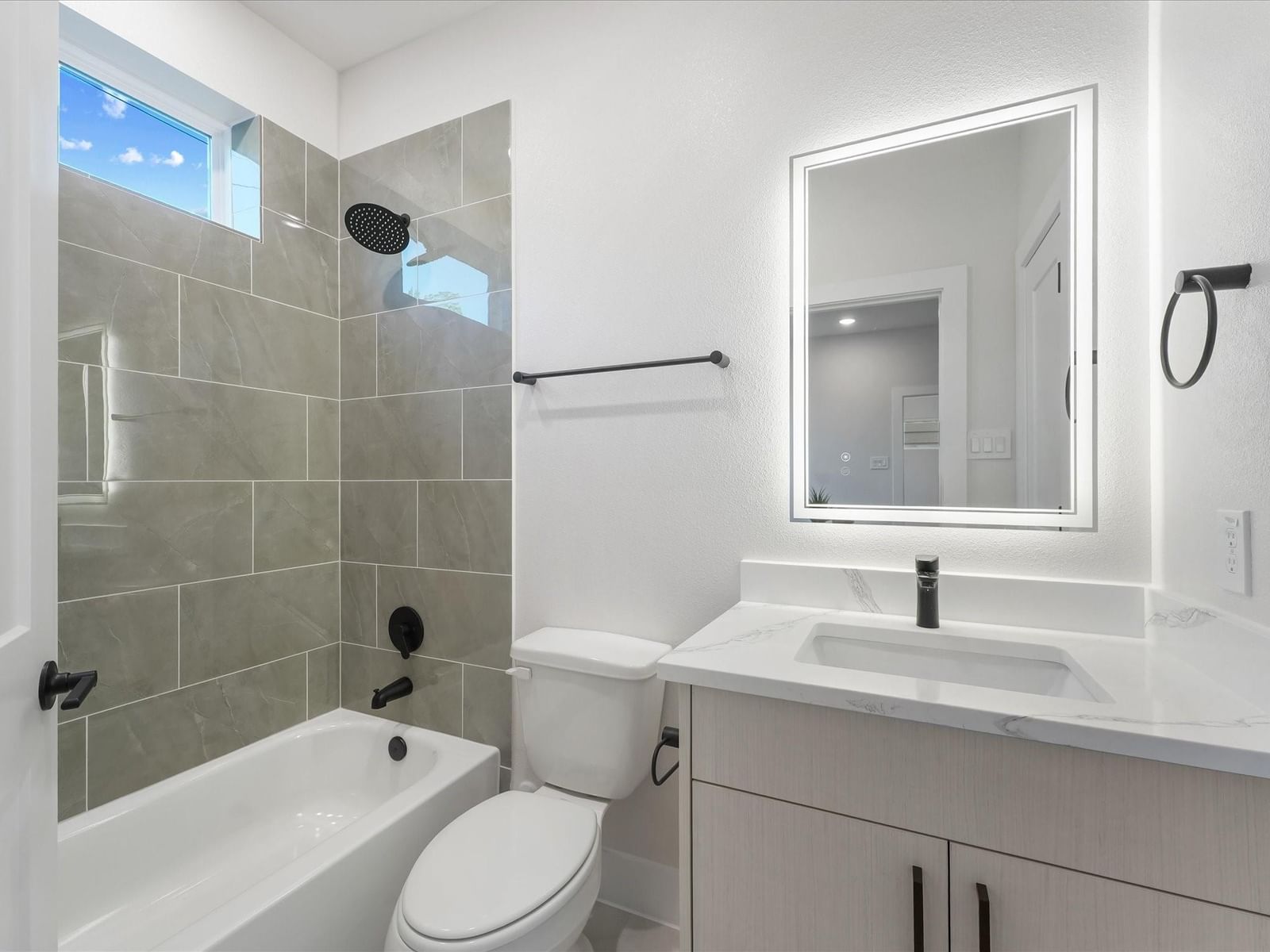 4710 Thornton Villas Lane — photo 9