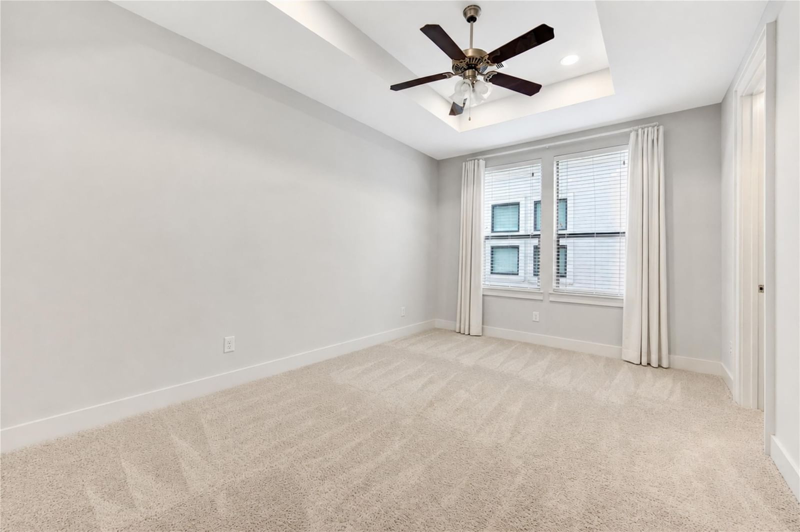 3913 Rose Street — photo 8